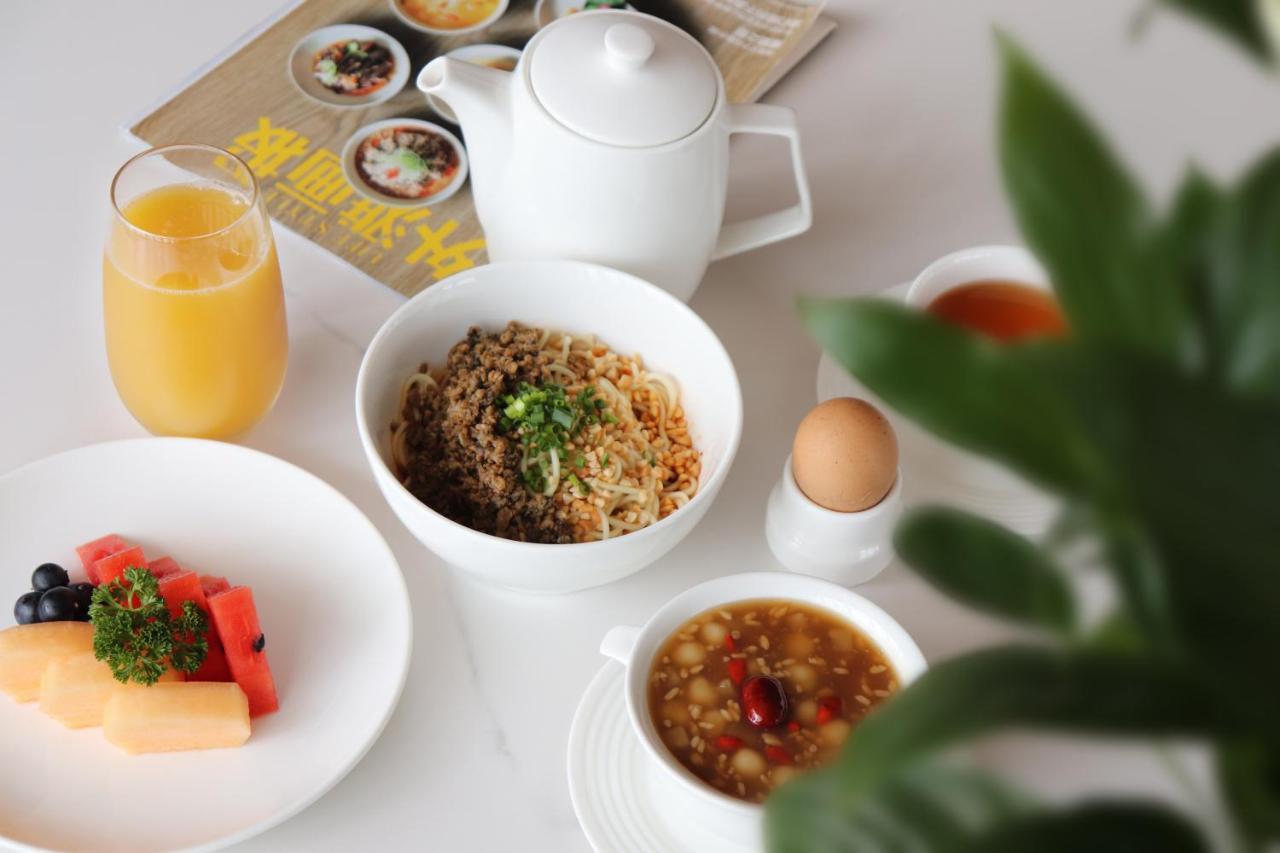 Ascott Qinhuang Apartment *